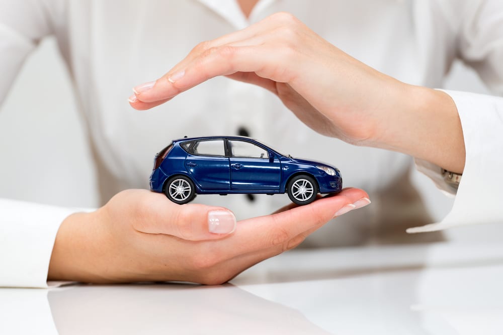 Seguro Auto nas mãos